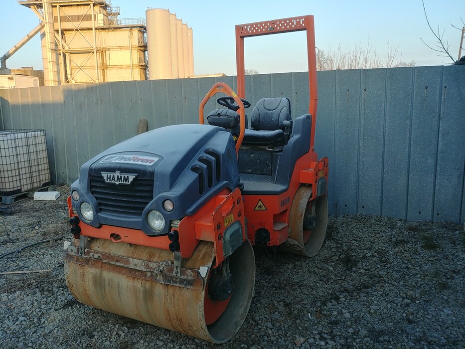 Zemní válec HAMM HD 12VV