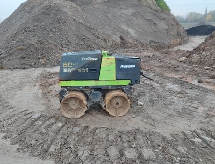 Příkop. vibr. válec BOMAG BMP851
