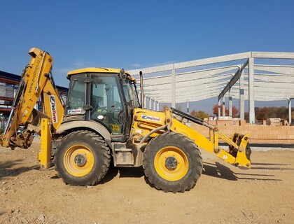 Traktorbagr JCB 4CX