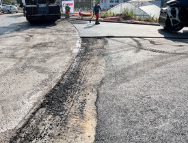 Napojení stavebních objektů ZTV Plánský jez, Prodejna pro dům a zahradu a Dobíjecí stanice v Plané u Českých Budějovic na stávající silniční síť.