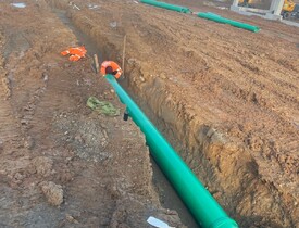 Kompletní realizace areálové kanalizace pro DEK TRADE v Českých Budějovicích