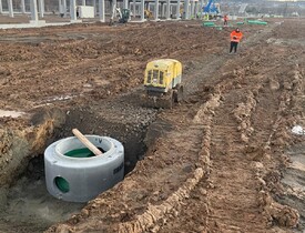 Kompletní realizace areálové kanalizace pro DEK TRADE v Českých Budějovicích