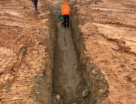 Kompletní realizace areálové kanalizace pro DEK TRADE v Českých Budějovicích