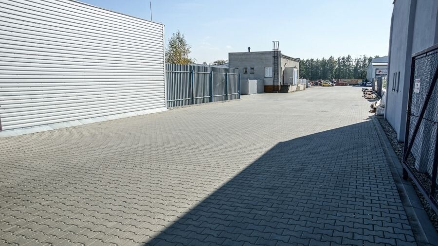 Trio Invest - zpevněné plochy a komunikace